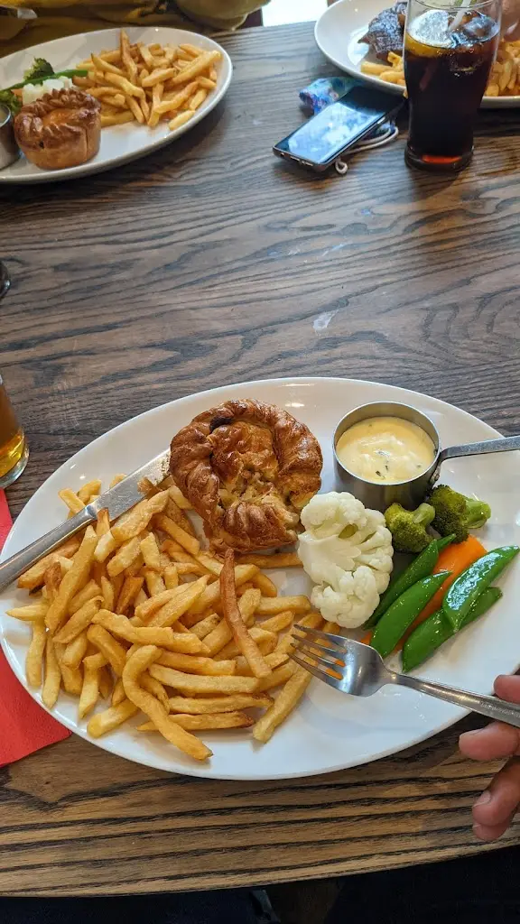 R Islam_Masons Yard 24_Kendal_review