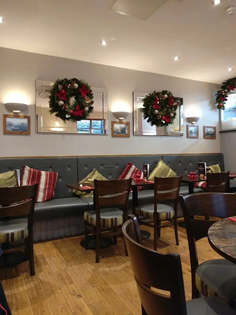 ExploringLook_Masons Yard 24_Kendal_review