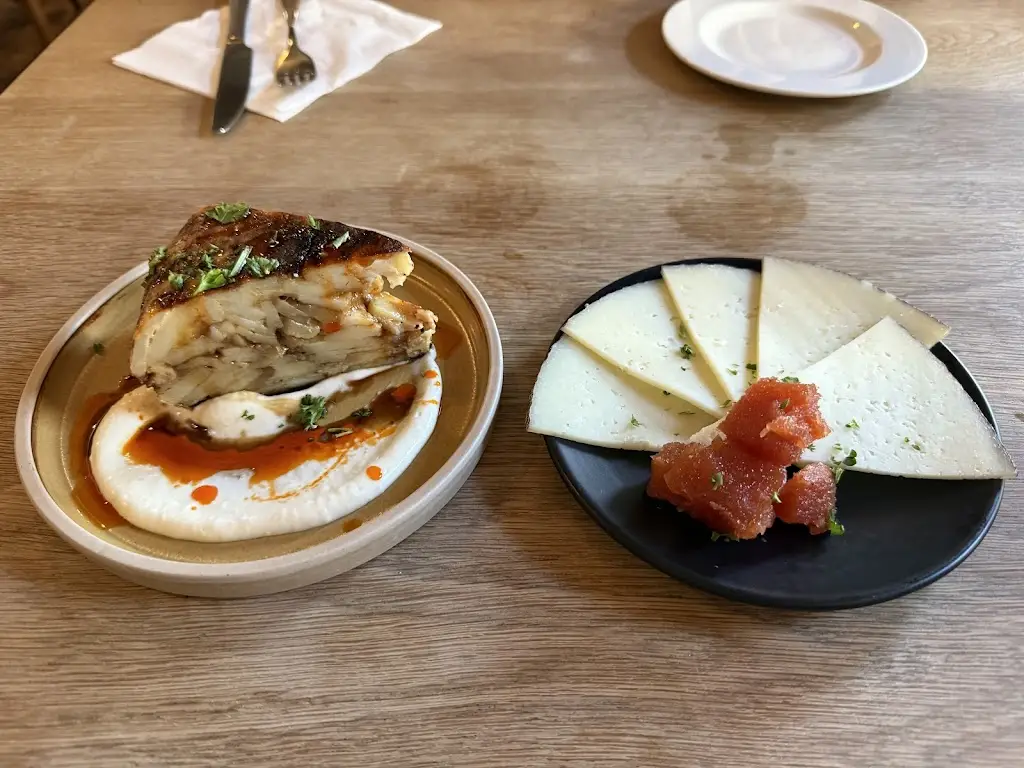 Insert name here_98 Highgate_Kendal_review