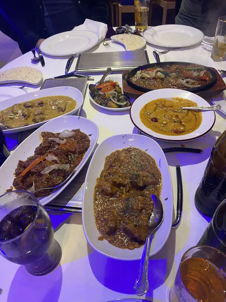 Angelika Stawarz_Mogul_Bagshot_review