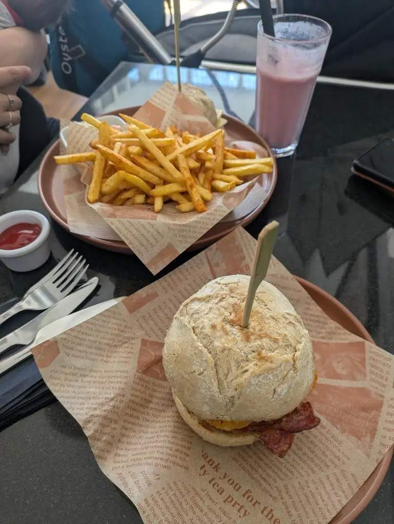 Kieron Banks_Cherries Cafe_Kendal_reseña