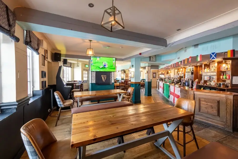 Kings Arms_Bagshot_slider_image_1