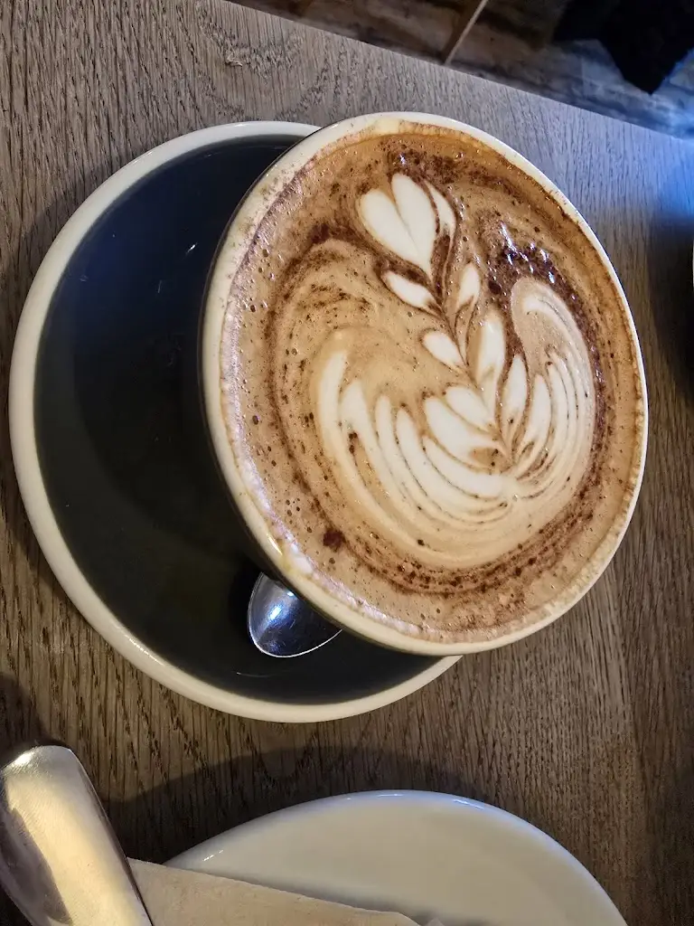 Natalia Lixandru_Fred & Ginger Coffee_Kings Langley_review