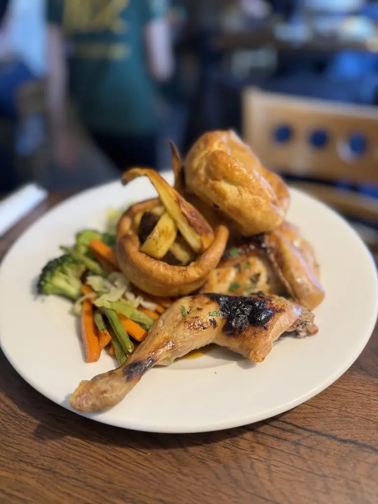 Dan_The Three Mariners_Bagshot_recensione