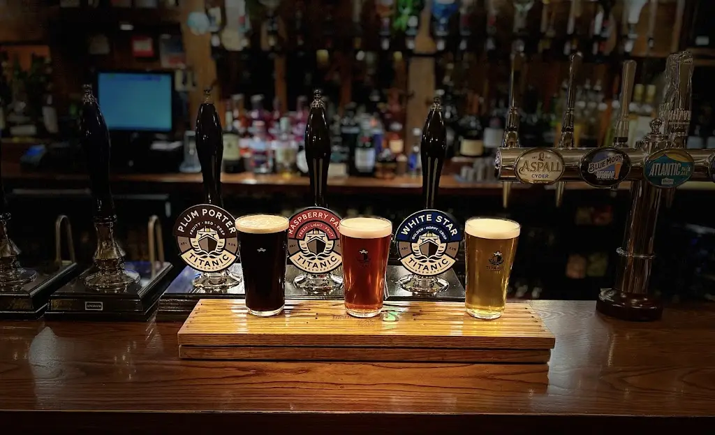 Crown & Thistle_Kidsgrove_slider_image_1