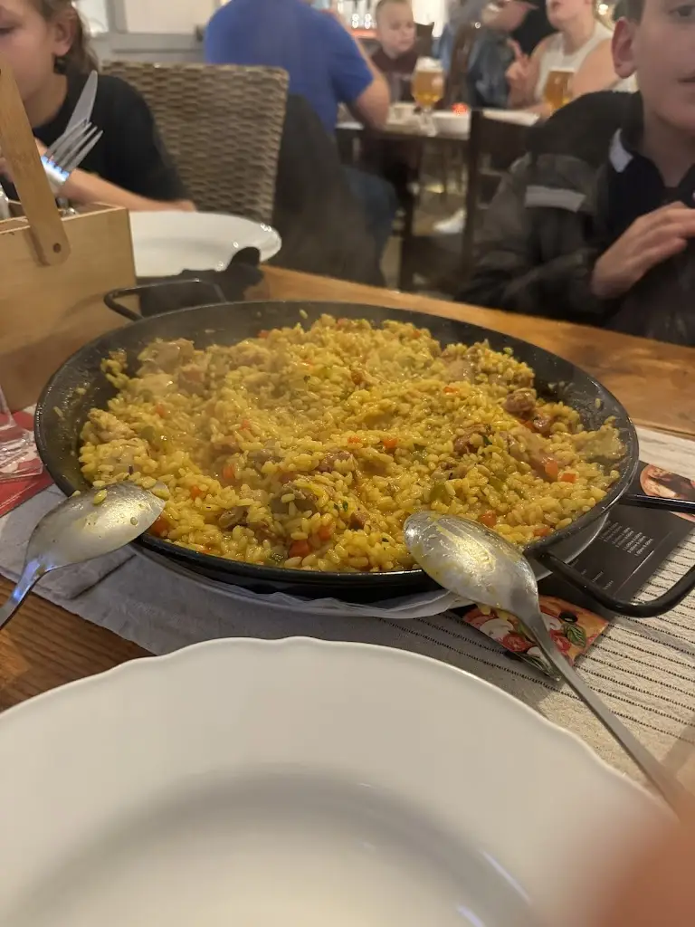 Menu_The Cedar Tree_Bagshot_image_5