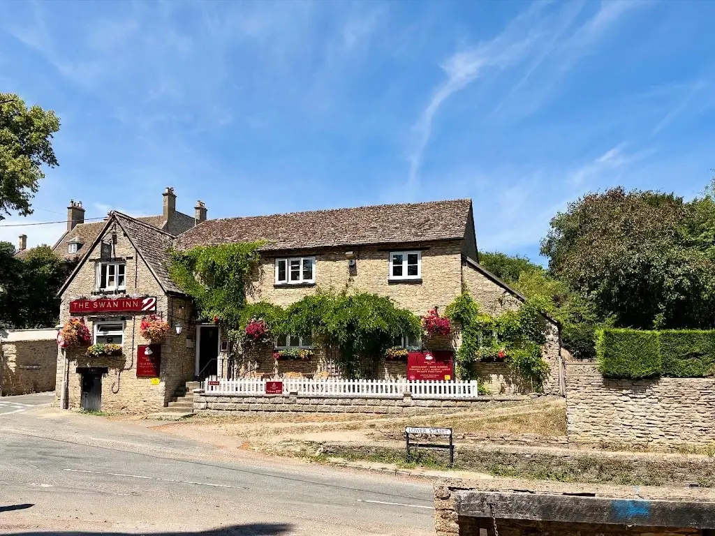 The Swan Inn Islip_Kidlington_slider_image_3