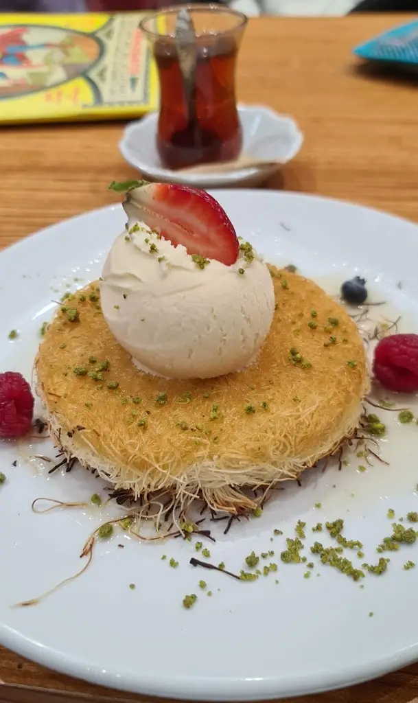 Menu_Lezzet Kitchen_Kingsbury_image_9