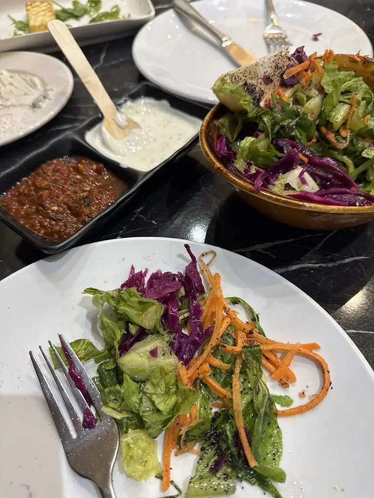 jona nails_Lezzet Kitchen_Kingsbury_review