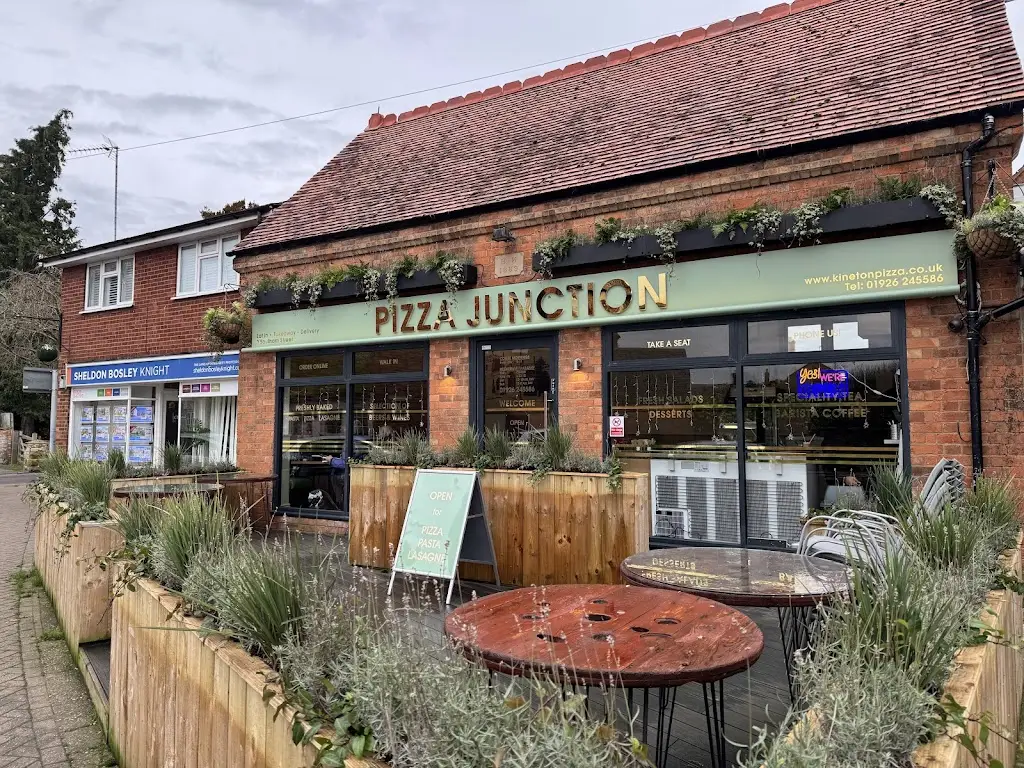 Zdenek “Statueknight”_Kineton Pizza Junction_Kineton_review