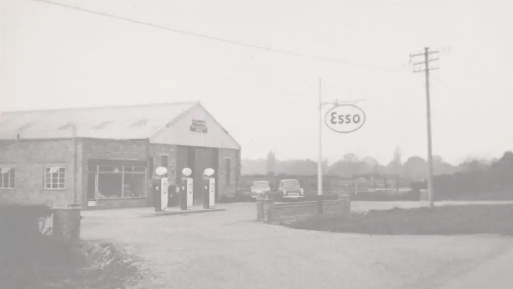 Gilks' Garage Café_Kineton_slider_image_3