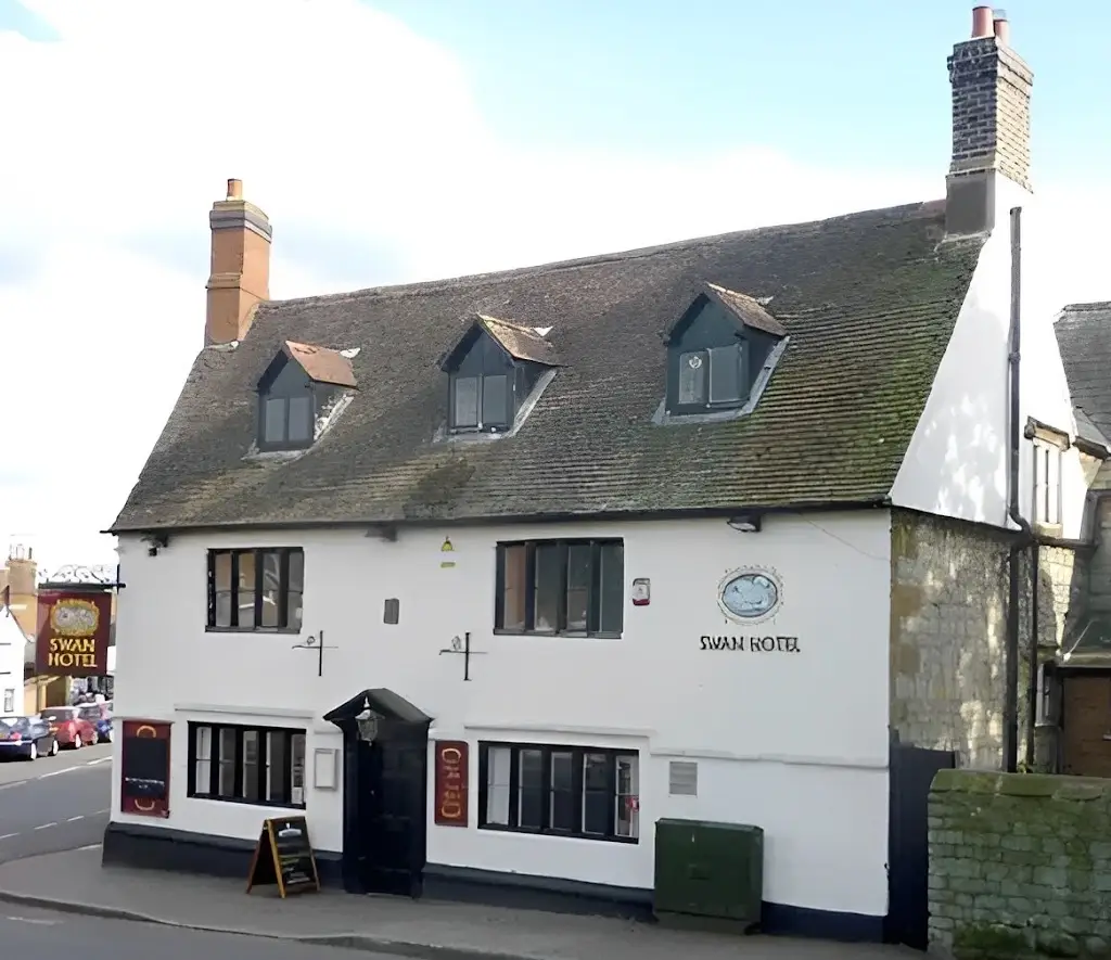 Thai Thai @ The White Swan | Kineton_Kineton_slider_image_3