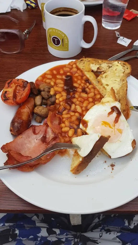 Menü_Tiffin Cafe at Bullock Farm_Kingston Seymour_Bild_5