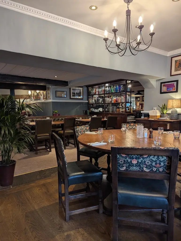 The Greyhound_Kingston Bagpuize_slider_image_2