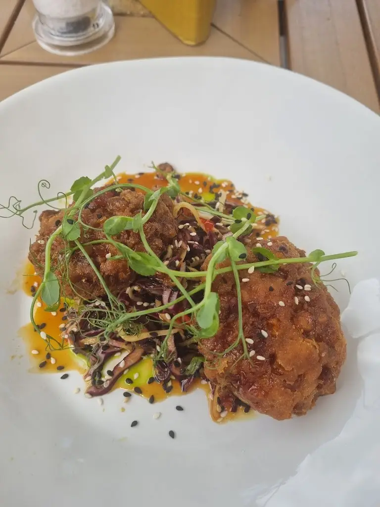 Dawn Parris_The Glasshouse by Seasons_Bagshot_review