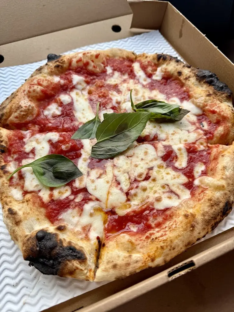 Kamilla Luck_Liberty Square Sports Bar_Kings Hill_review