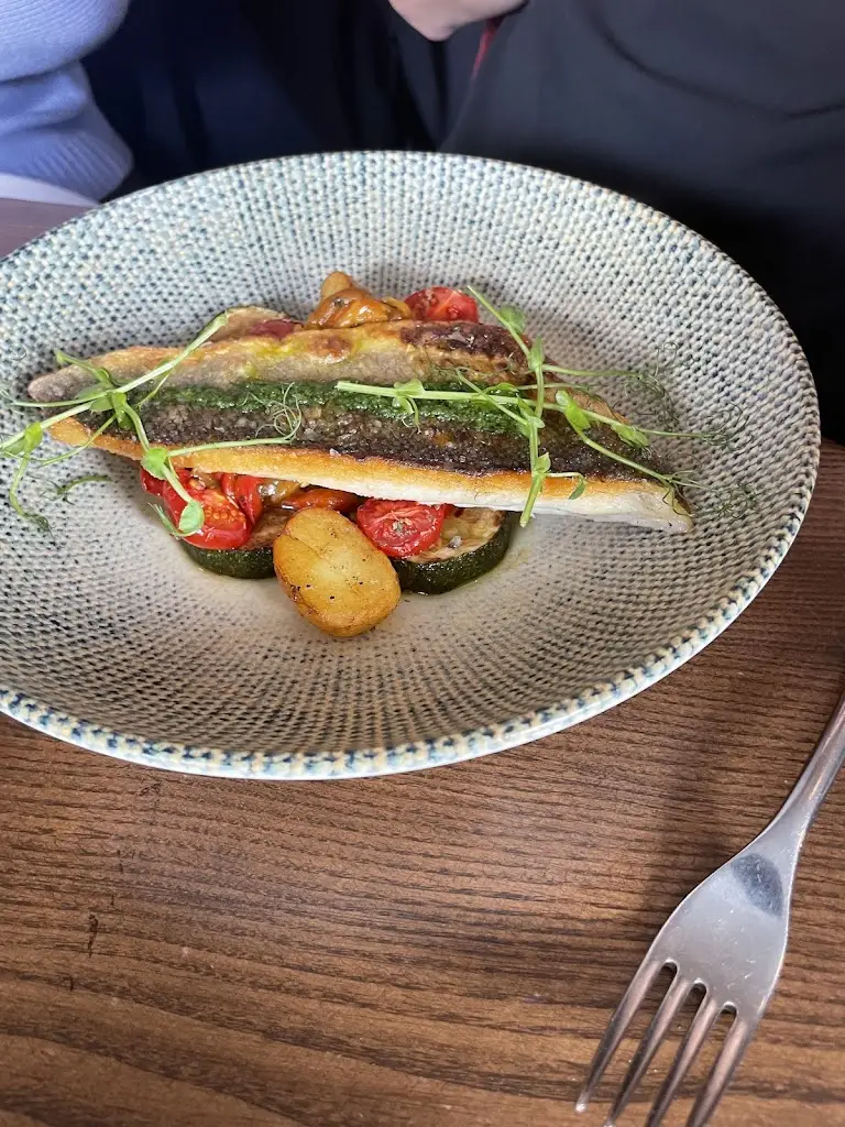 Menu_The Swan_Kings Hill_image_8