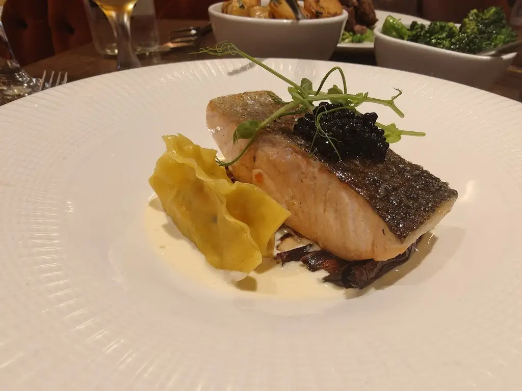 Cameron Banks _The Swan_Kings Hill_review