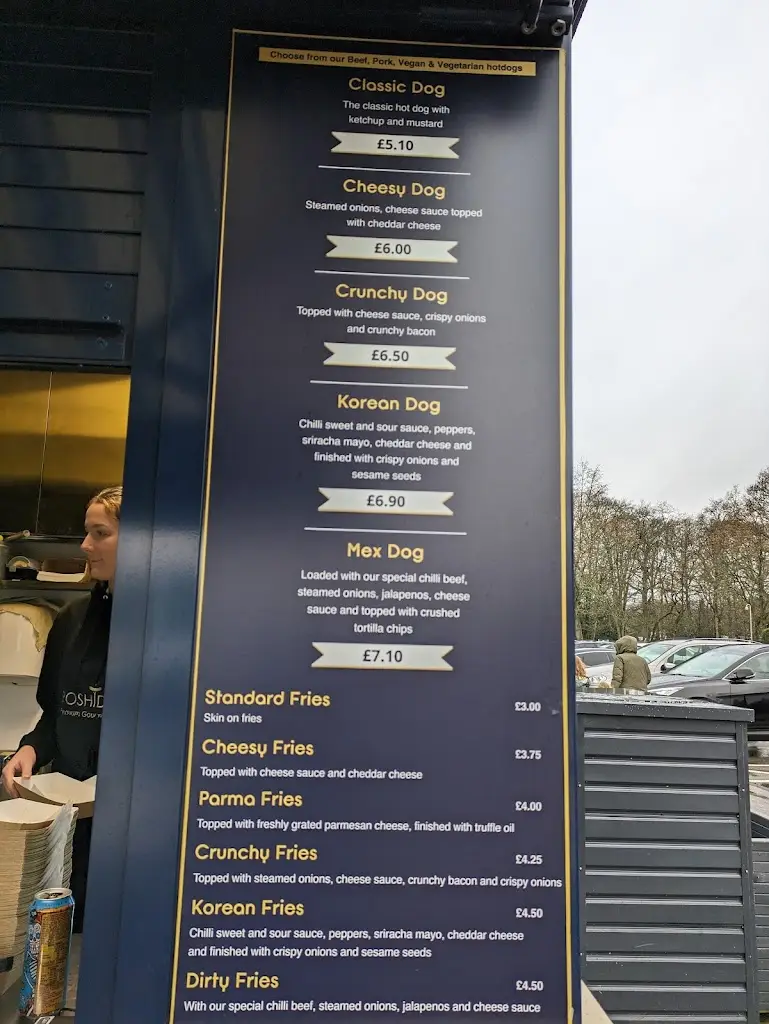 Menu_Posh Dogs Gourmet Hotdogs_Bagshot_imagen_1