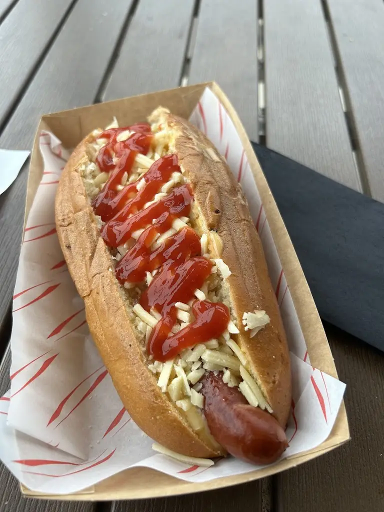 Posh Dogs Gourmet Hotdogs_Bagshot_slider_image_2