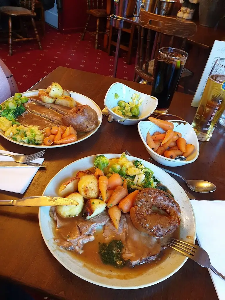 Menu_The King & Queen_Kings Hill_image_4