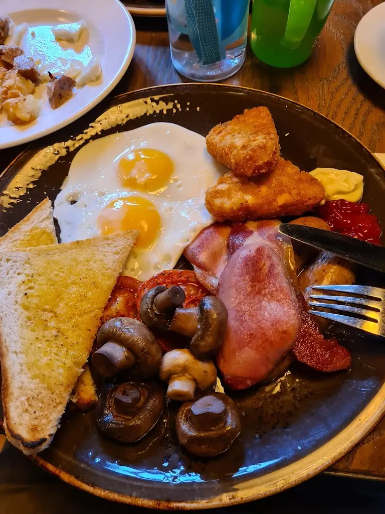 Menu_The Hungry Guest_Kings Hill_image_6