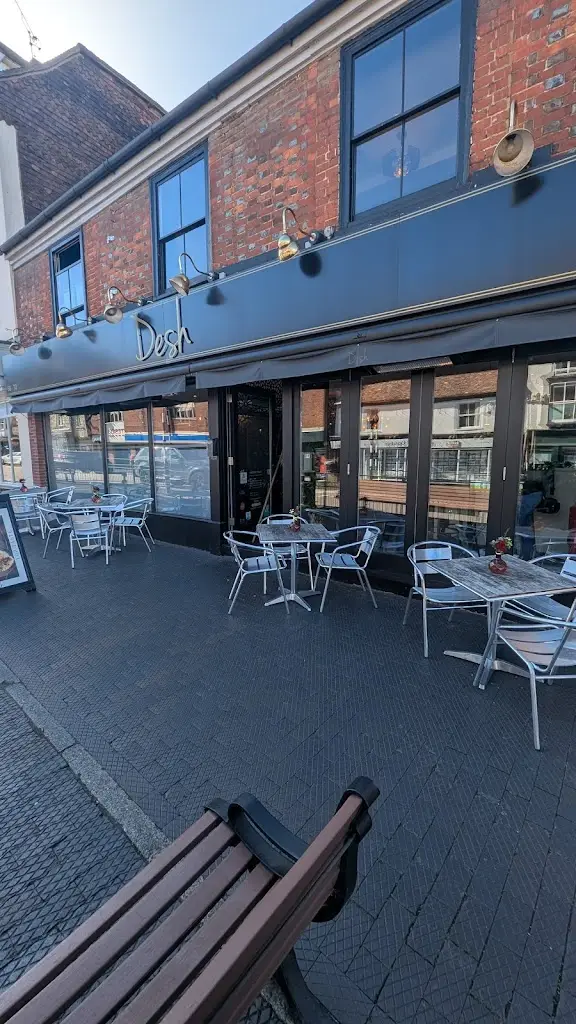 W W Howe_Desh_Kings Hill_review