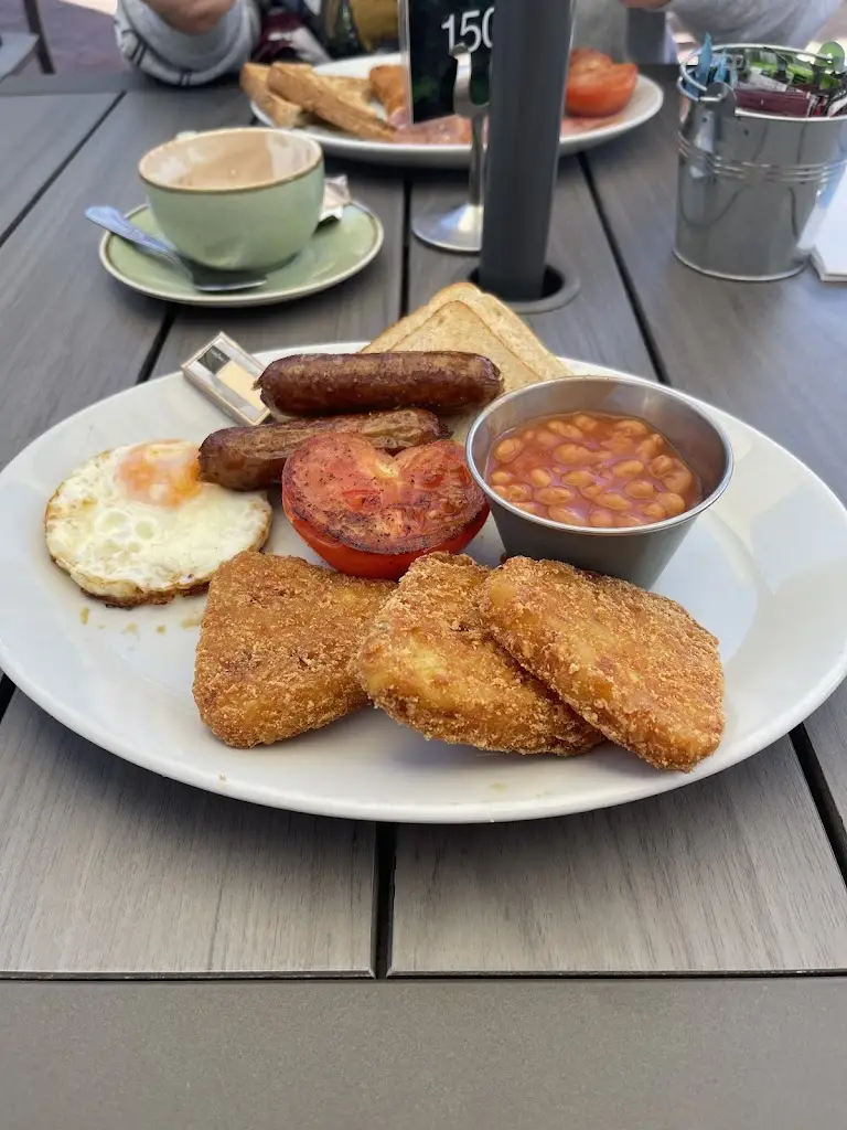 Lauren Hooker_The Greenhouse Cafe_Bagshot_review