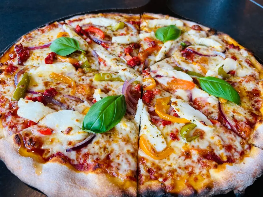 Chanbury's Woodfired Pizza_Kingsteignton_slider_image_2