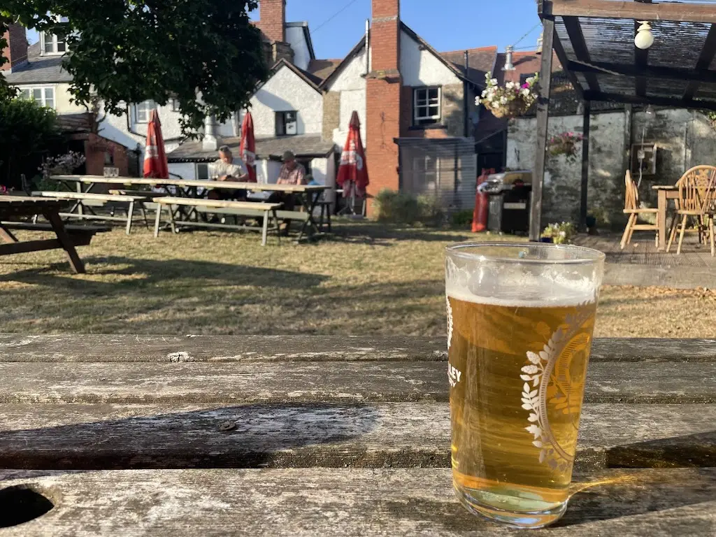 The Royal Oak_Kington_slider_image_2