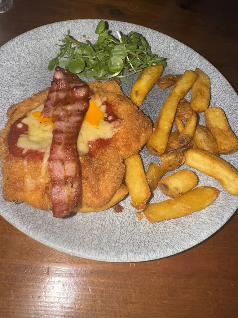 Nic Elp_The Red Cow_Kirby Muxloe_review