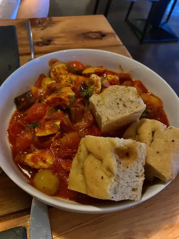 Joseph Agar_The Foxes Den_Kirby Muxloe_review