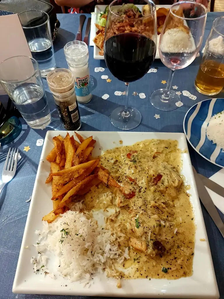 Nikki Carter_Olympus Greek Restaurant_Kingswood_review