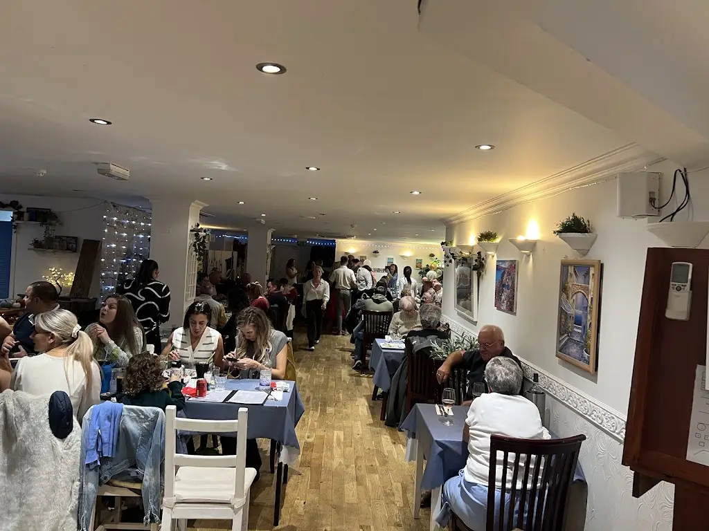 Olympus Greek Restaurant_Kingswood_slider_image_3