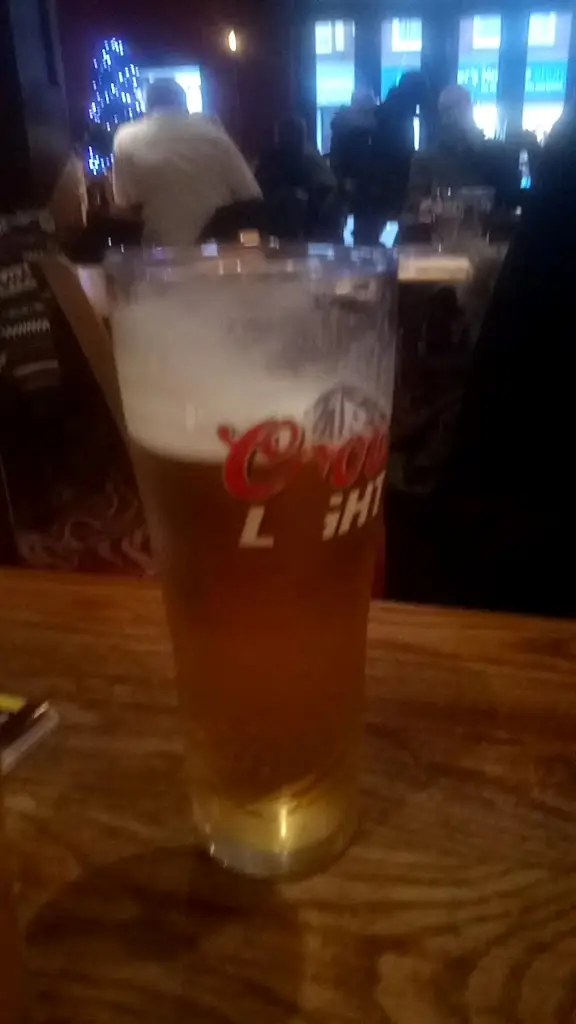 The Kingswood Colliers - JD Wetherspoon_Kingswood_slider_image_2