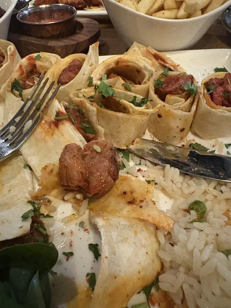 Beatrix Moggeridge_The’Mirac Turkish Restaurant&Bar_Kinvere_review