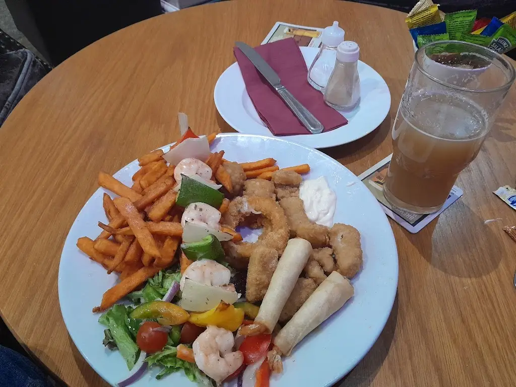 Mr Dave_Kirk Sandal, The Glasshouse_Kirk Sandall_review