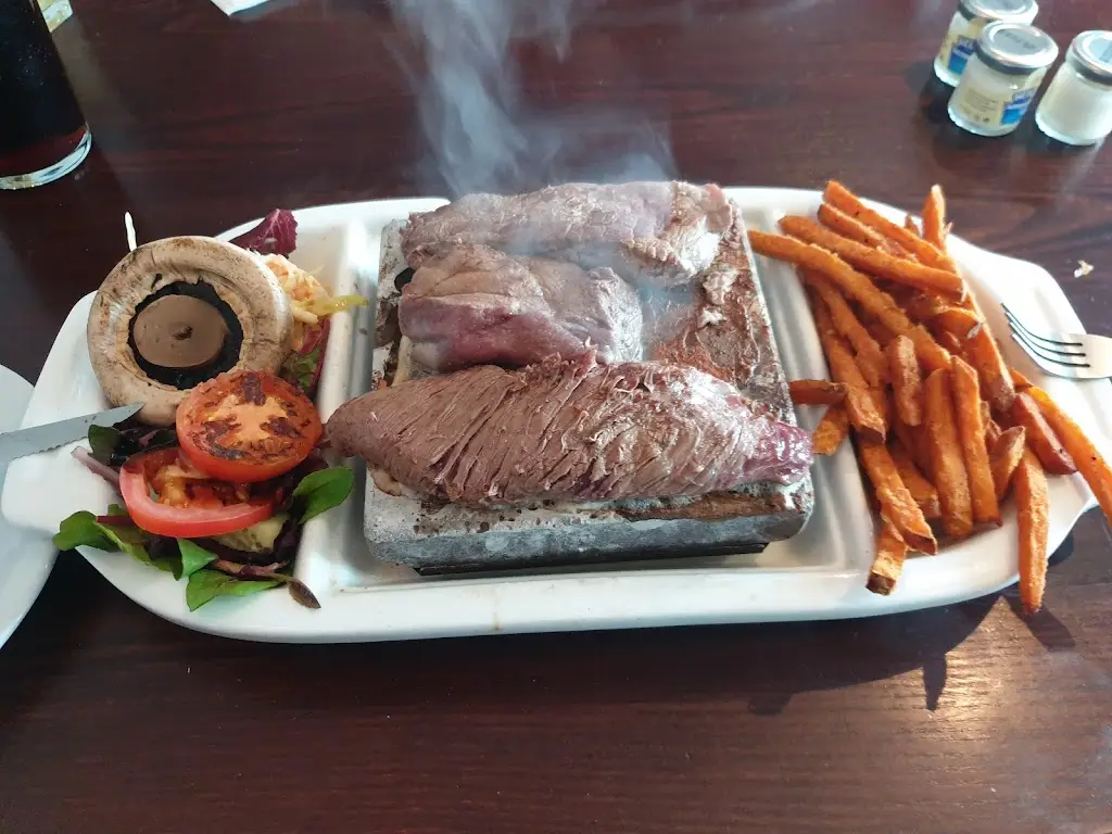 Menu_Olive Bar and Grill Barnby Dun_Kirk Sandall_immagine_9