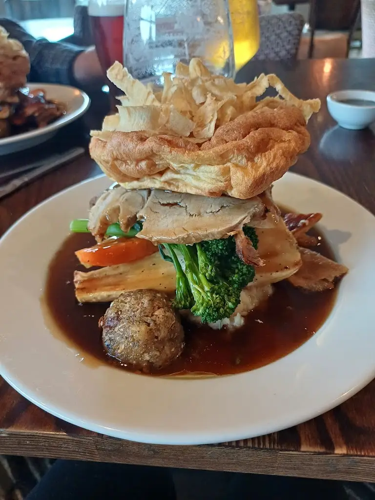 Olive Bar and Grill Barnby Dun_Kirk Sandall_slider_image_3