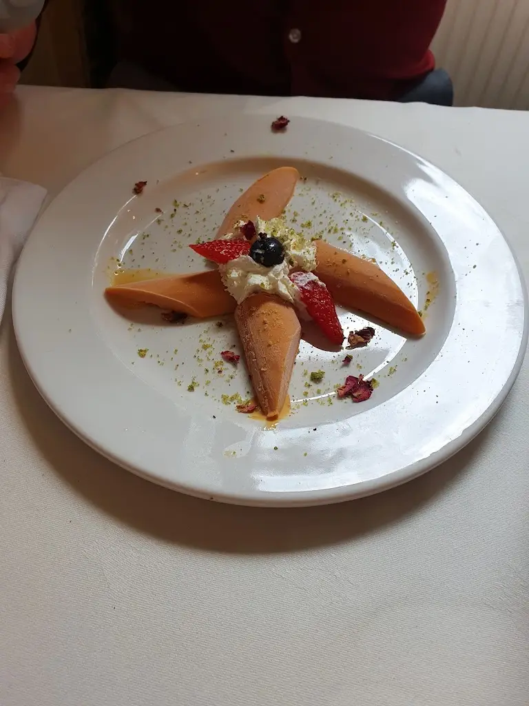 Menu_Thornbury Hall_Kingsley_image_6