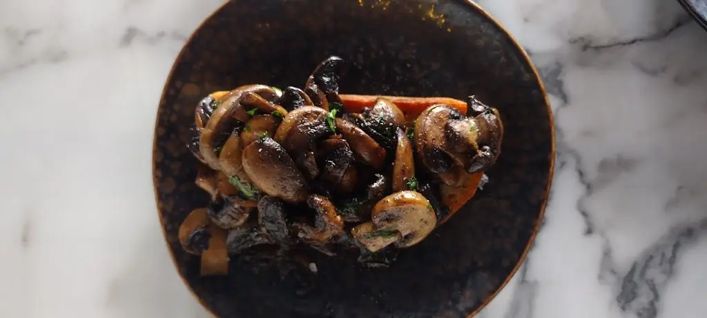 Menu_Lorenzo's Restaurant_Kingsley_image_5