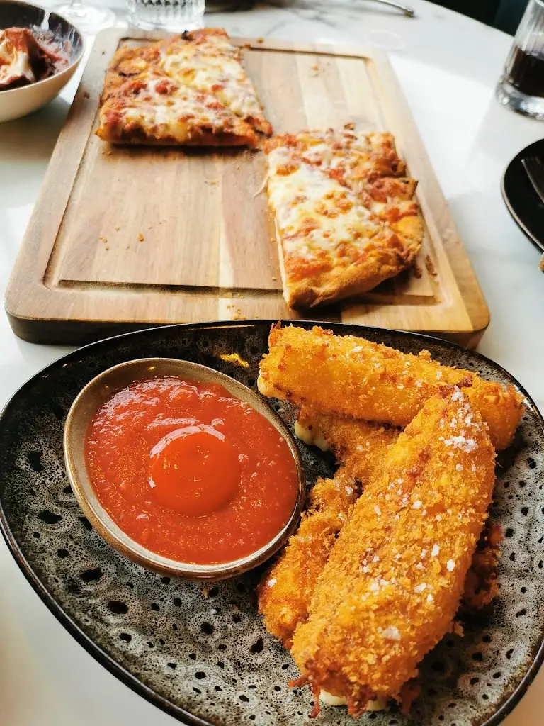 Menu_Lorenzo's Restaurant_Kingsley_image_8