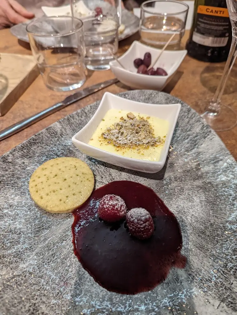 Menu_Main Street Kitchen_Kingsley_image_5