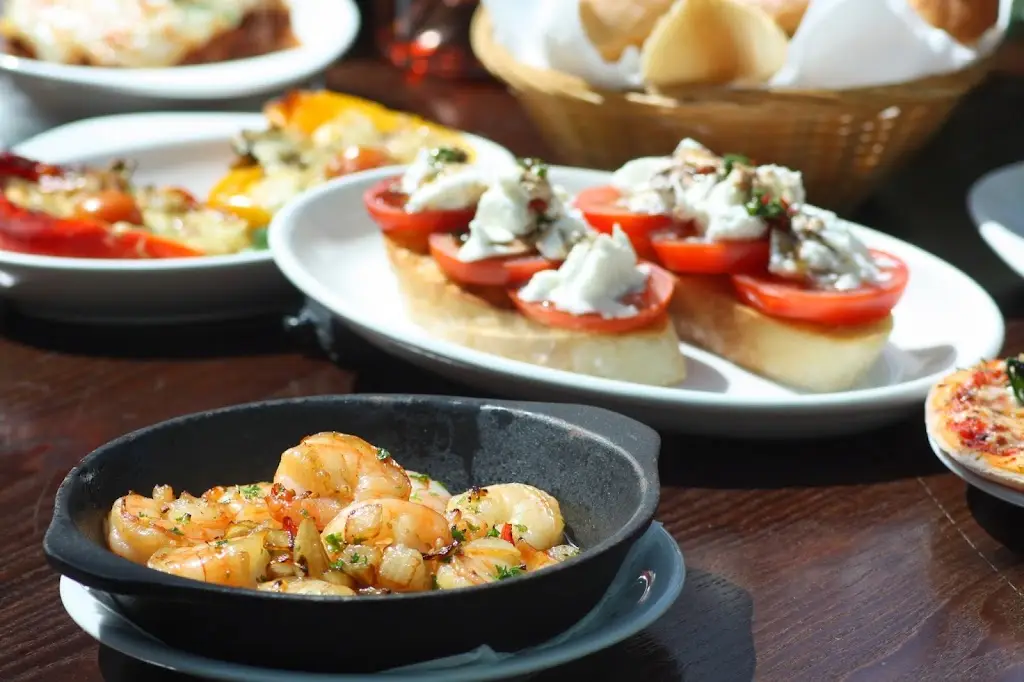 Pesto at Cabbage Hall_Kingsley_slider_image_2