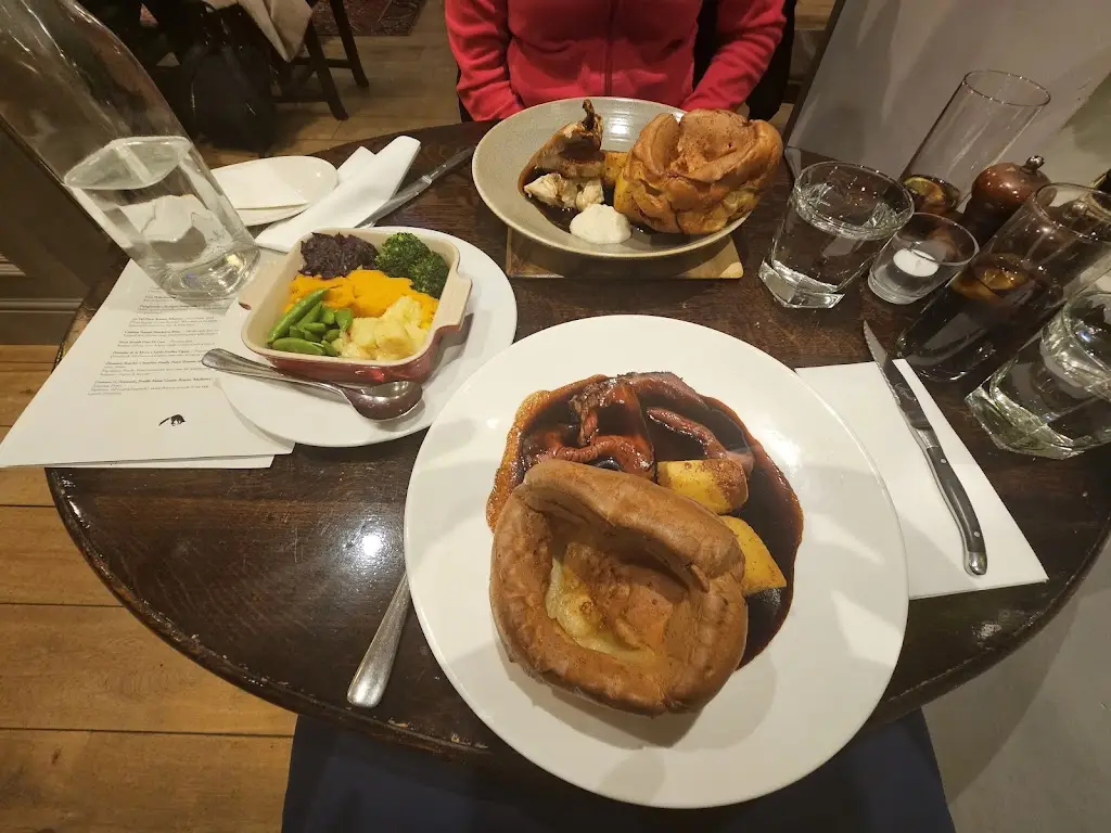 Menu_Fox & Barrel_Kingsley_image_7