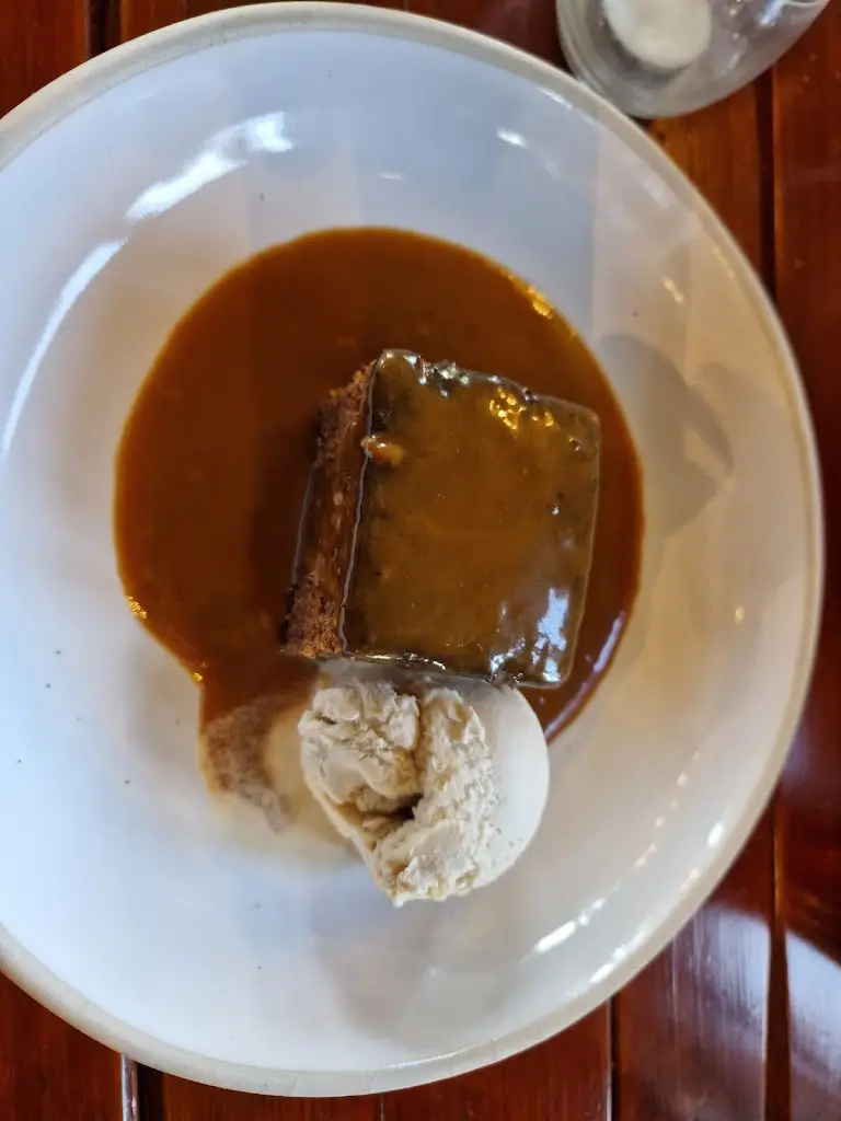 Menu_Half Moon_Bagshot_image_6