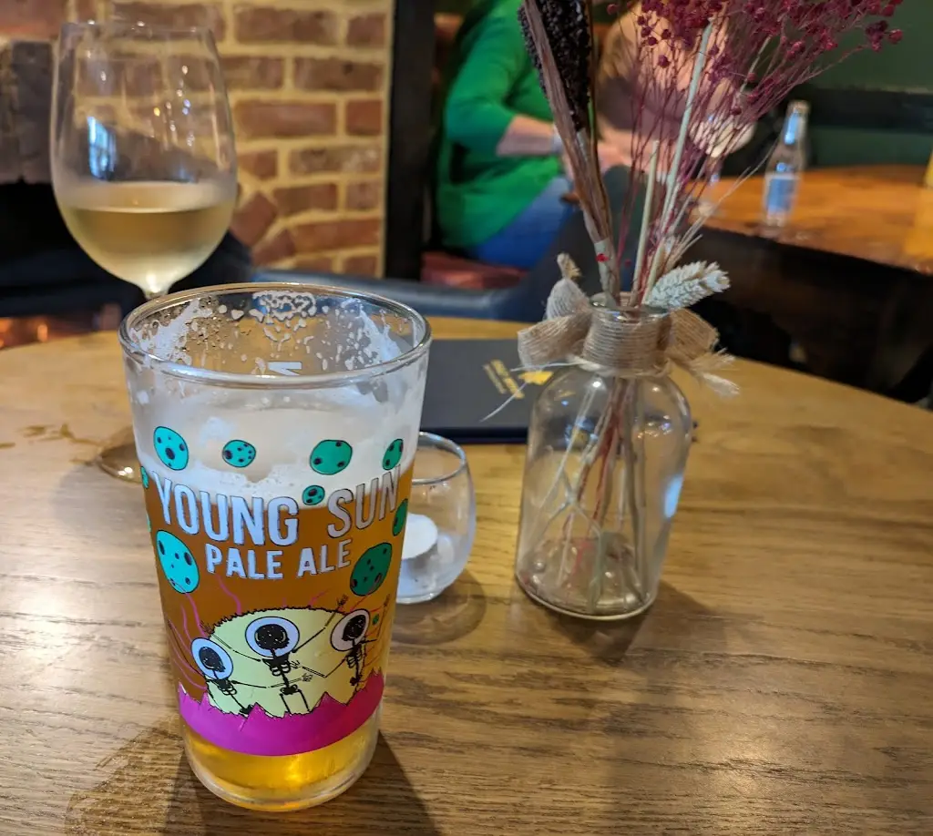 Menu_Half Moon_Bagshot_image_8