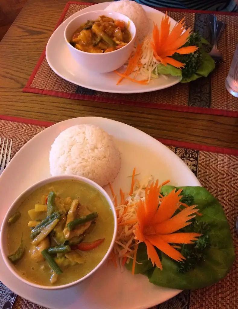 Menu_Sommai Thai Restaurant_Kingswinford_image_6