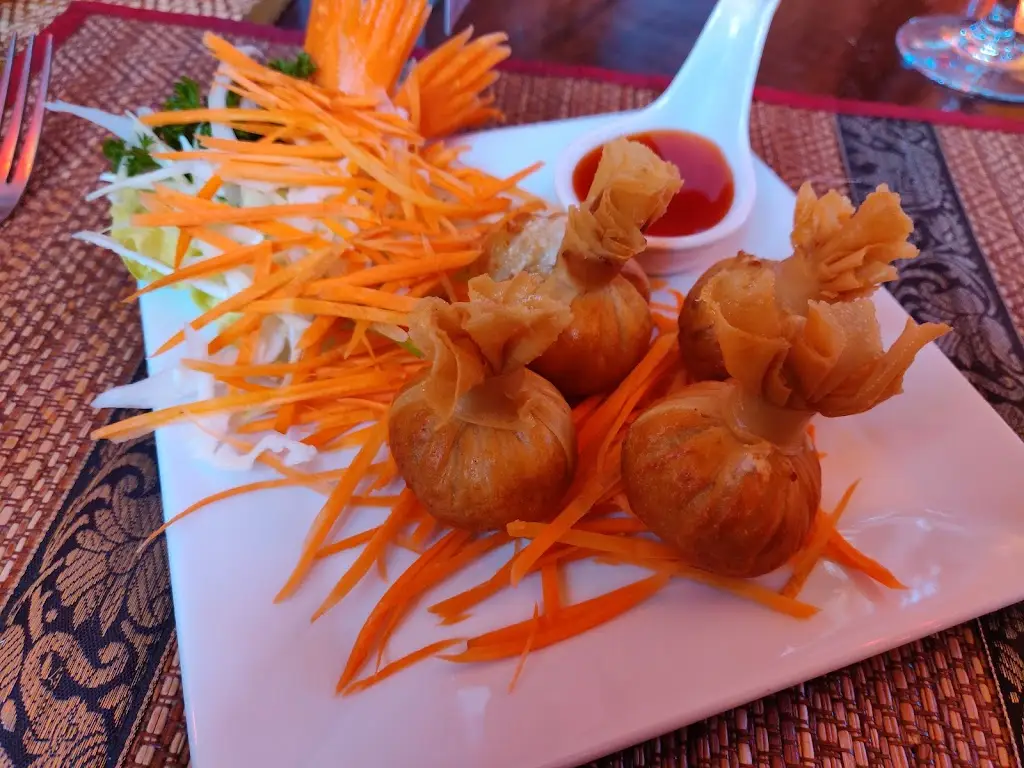 Menu_Sommai Thai Restaurant_Kingswinford_image_7