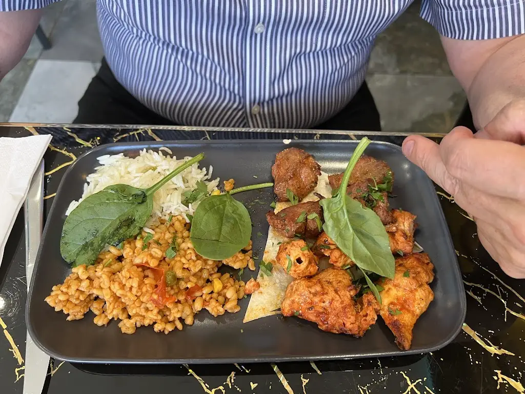 Irina Litvinenko. Страницы из моей жизни в Англии_Efe Turkish restaurant_Kingswinford_review